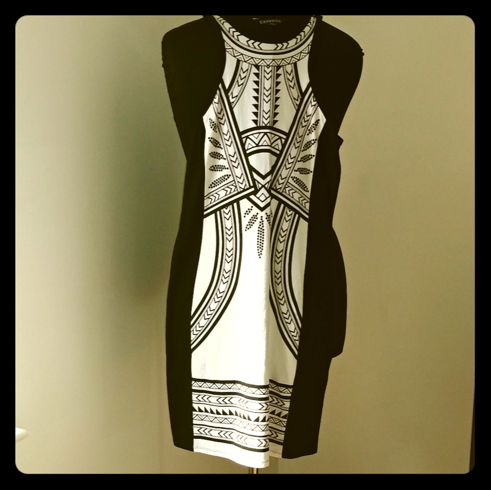 Express Black and White Midi